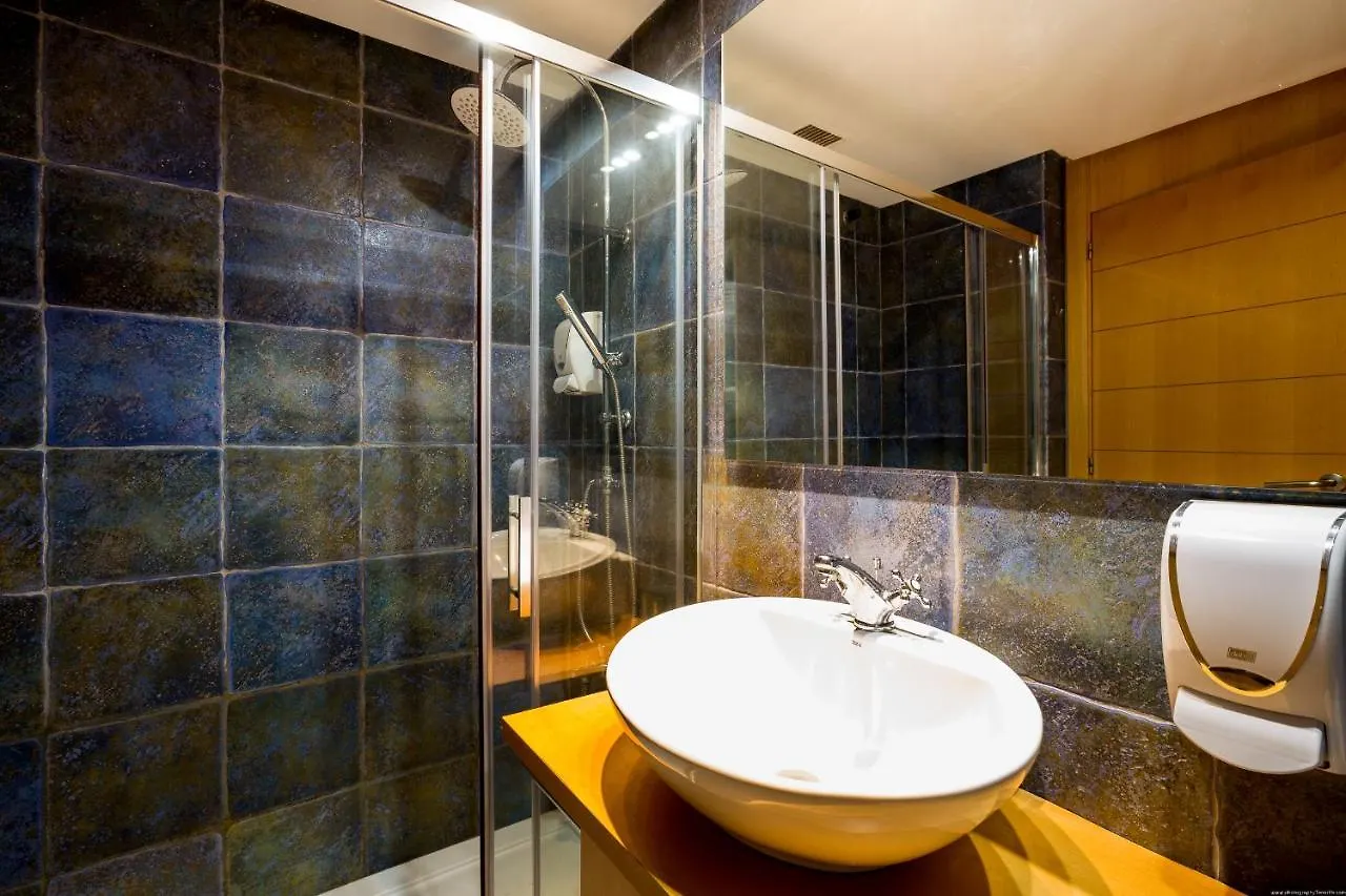 Go2Tenerife Apart'Manon Duplex W/ Solarium, Pools & Sea View Costa Adeje  0*, Costa Adeje (Tenerife)